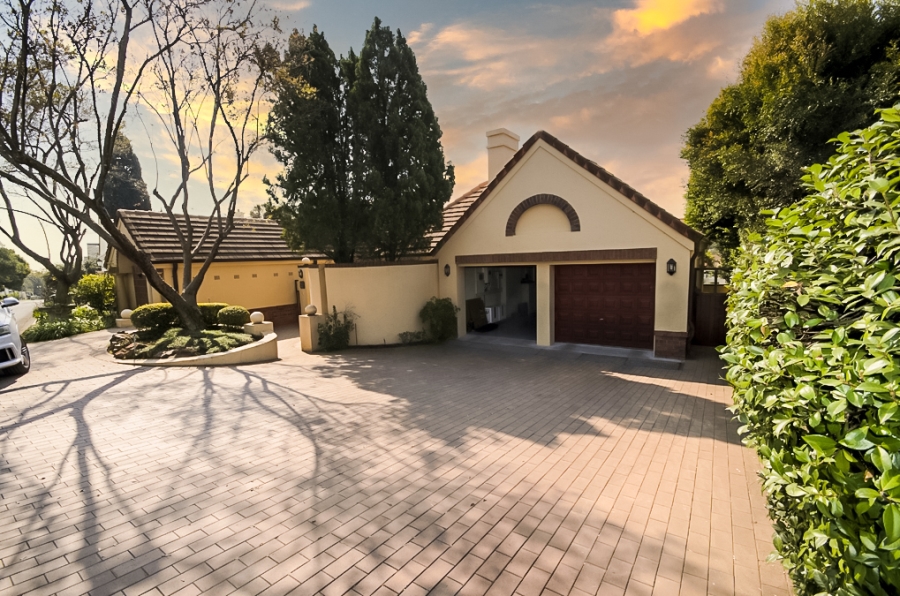 3 Bedroom Property for Sale in Bryanston Gauteng