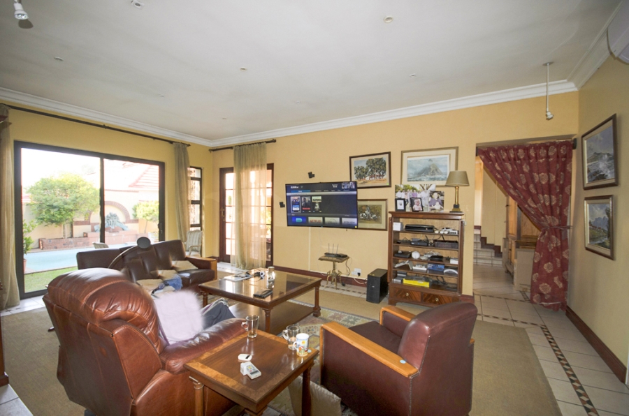 3 Bedroom Property for Sale in Bryanston Gauteng