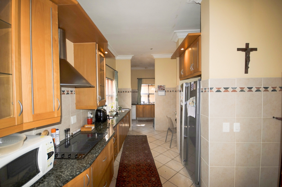 3 Bedroom Property for Sale in Bryanston Gauteng