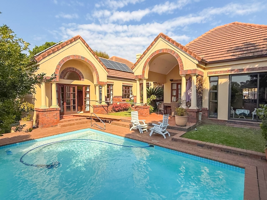 3 Bedroom Property for Sale in Bryanston Gauteng