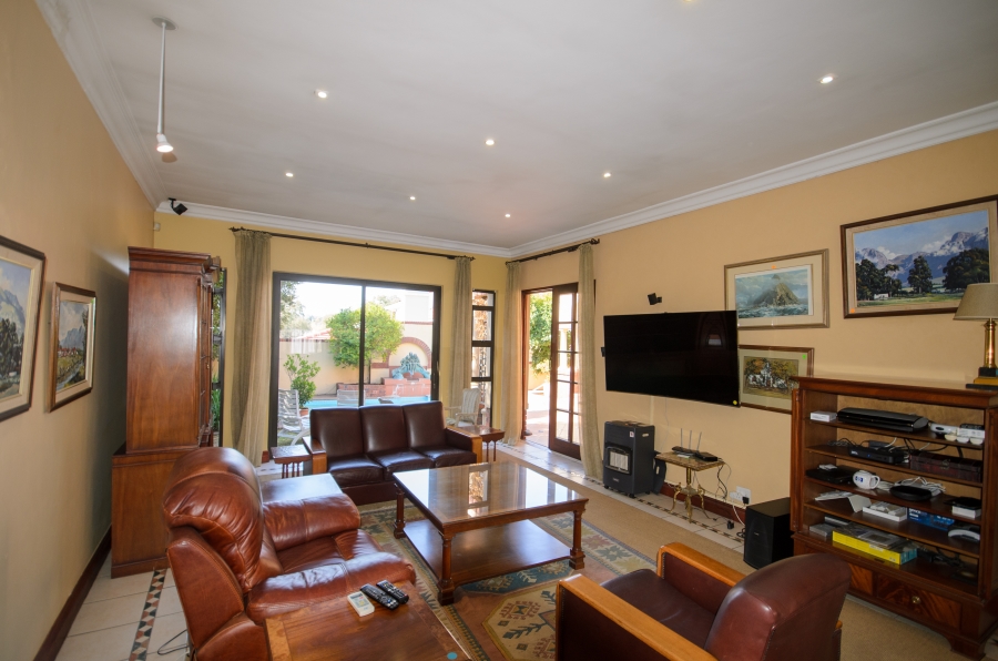 3 Bedroom Property for Sale in Bryanston Gauteng