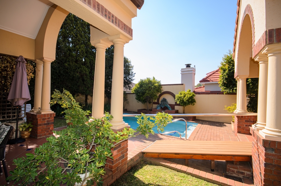 3 Bedroom Property for Sale in Bryanston Gauteng