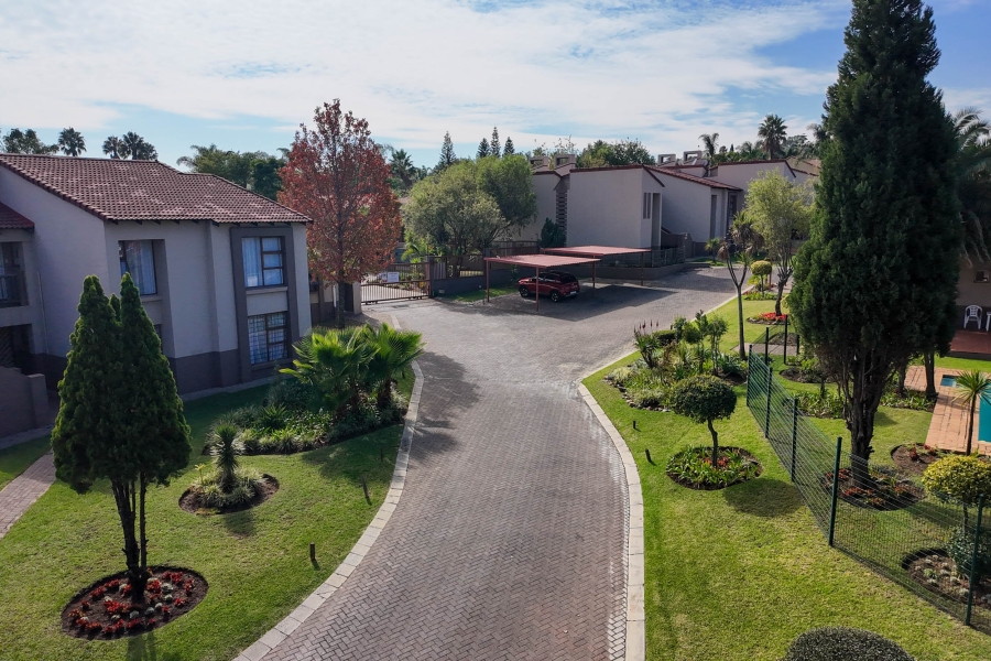 To Let 2 Bedroom Property for Rent in Dowerglen Ext 4 Gauteng
