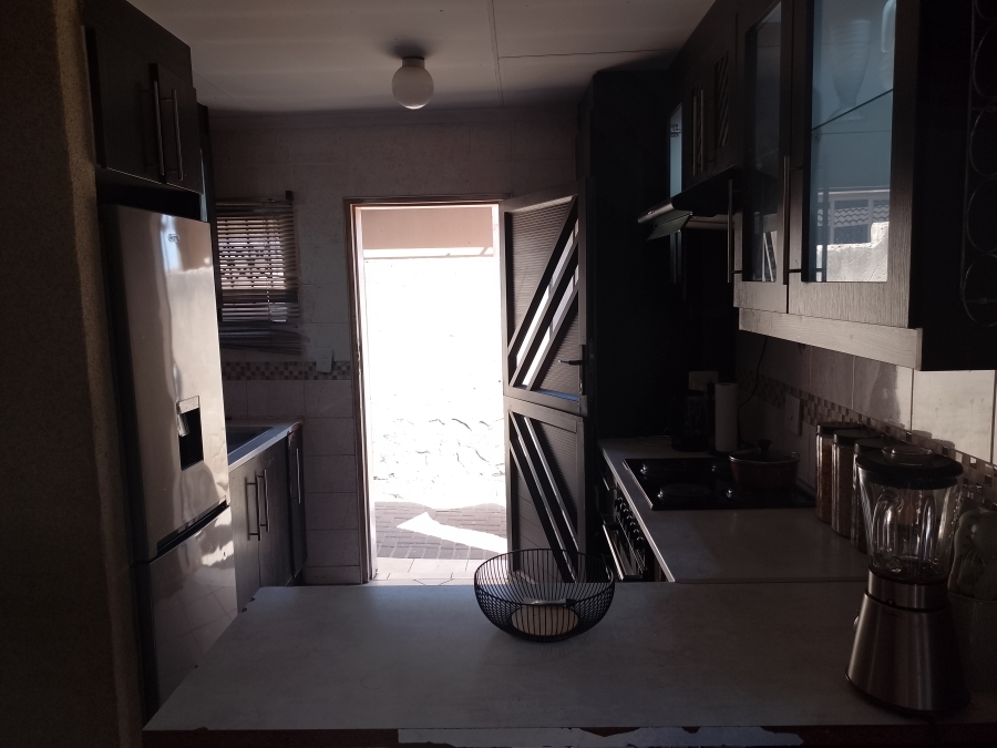 2 Bedroom Property for Sale in Gem Valley Gauteng