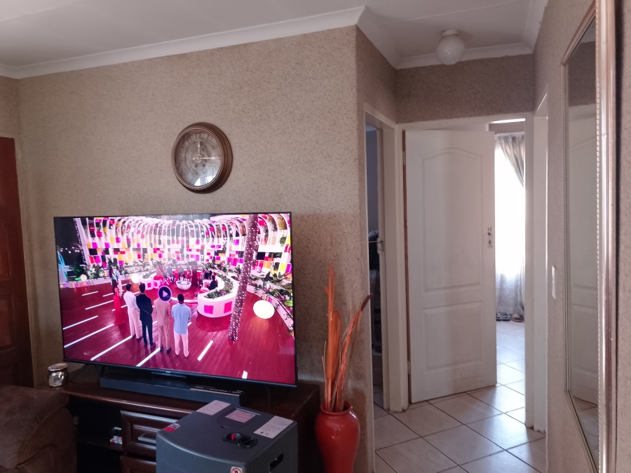 2 Bedroom Property for Sale in Gem Valley Gauteng