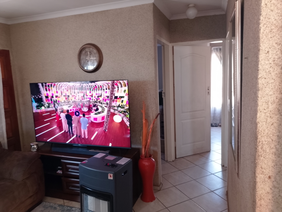 2 Bedroom Property for Sale in Gem Valley Gauteng