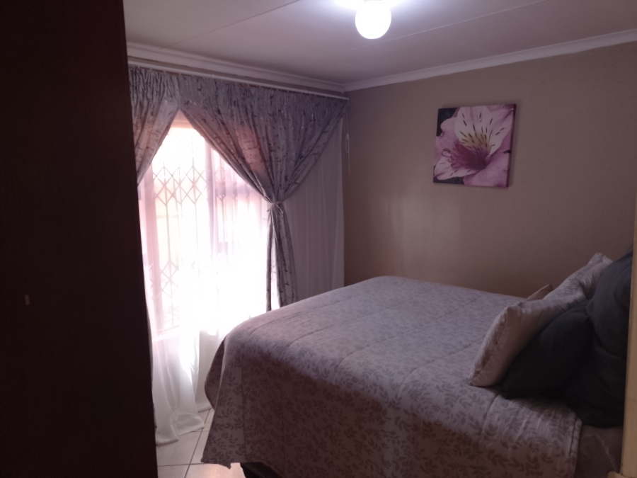 2 Bedroom Property for Sale in Gem Valley Gauteng