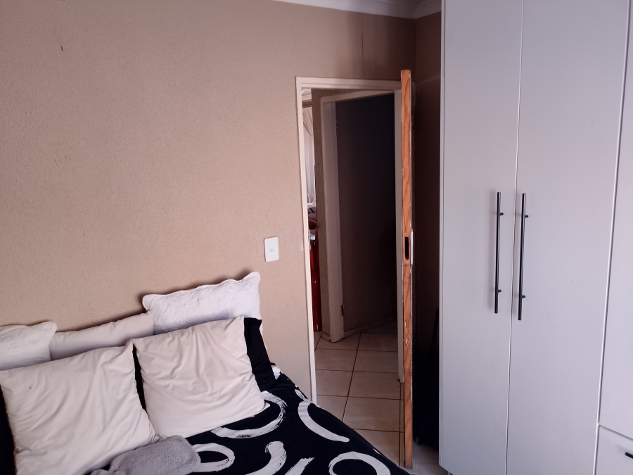 2 Bedroom Property for Sale in Gem Valley Gauteng