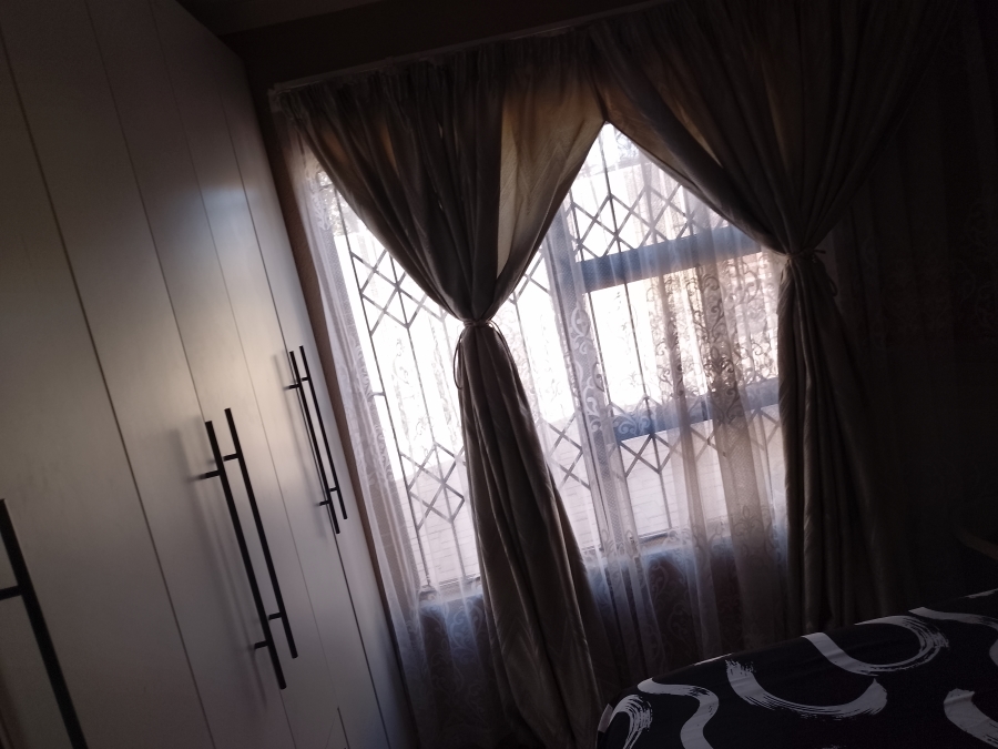 2 Bedroom Property for Sale in Gem Valley Gauteng