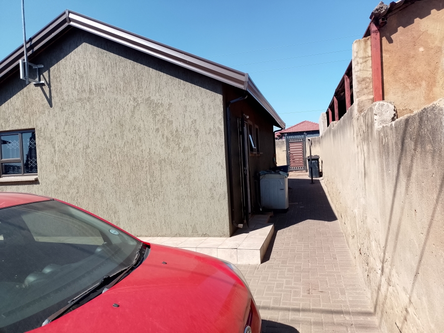 2 Bedroom Property for Sale in Gem Valley Gauteng