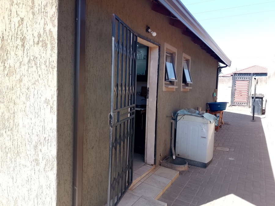 2 Bedroom Property for Sale in Gem Valley Gauteng