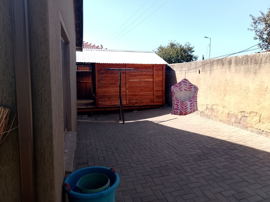 2 Bedroom Property for Sale in Gem Valley Gauteng