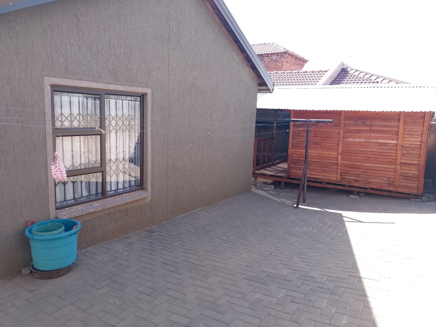 2 Bedroom Property for Sale in Gem Valley Gauteng