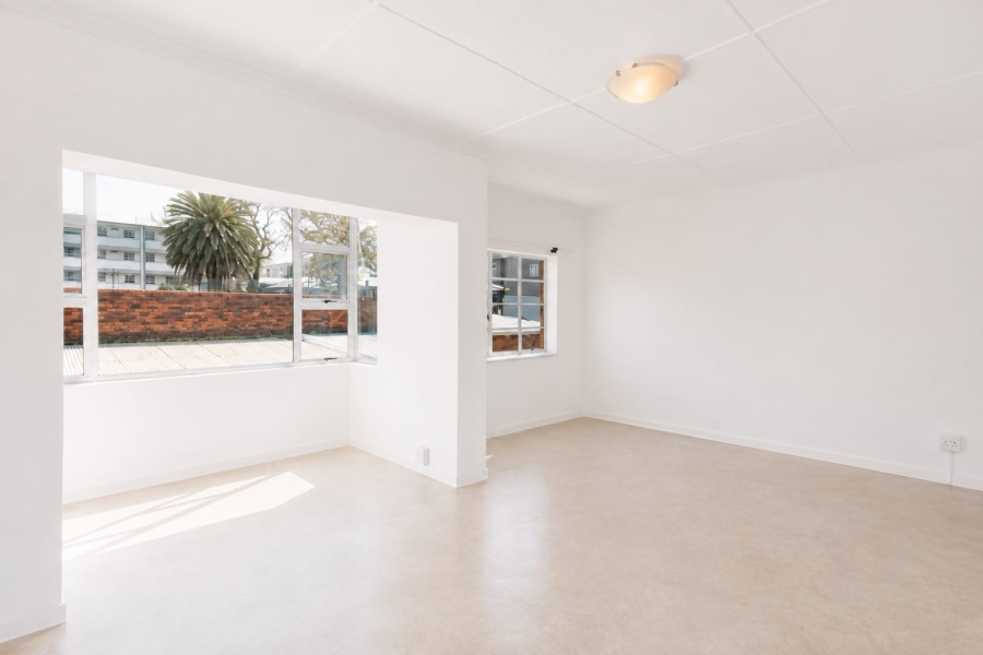 1 Bedroom Property for Sale in Linden Gauteng