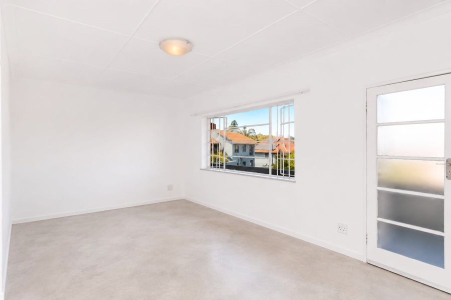 1 Bedroom Property for Sale in Linden Gauteng