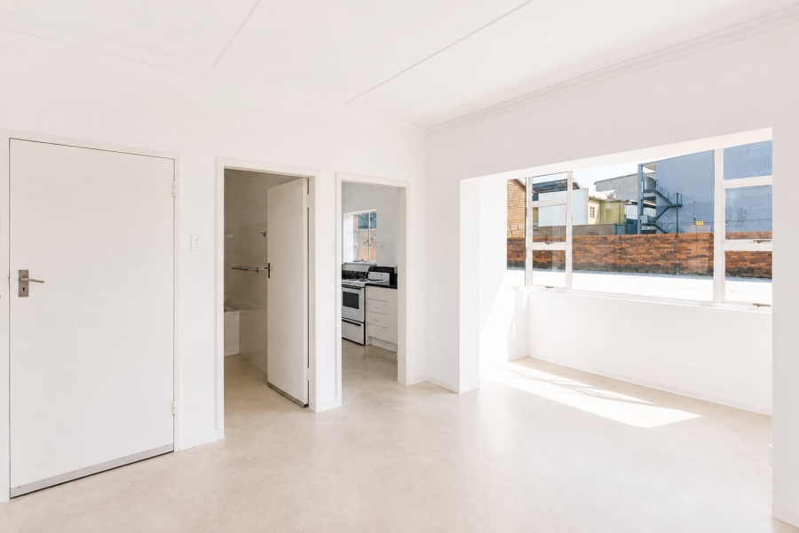 1 Bedroom Property for Sale in Linden Gauteng