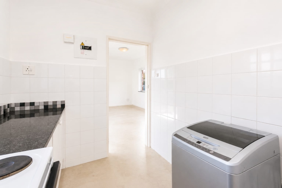 1 Bedroom Property for Sale in Linden Gauteng