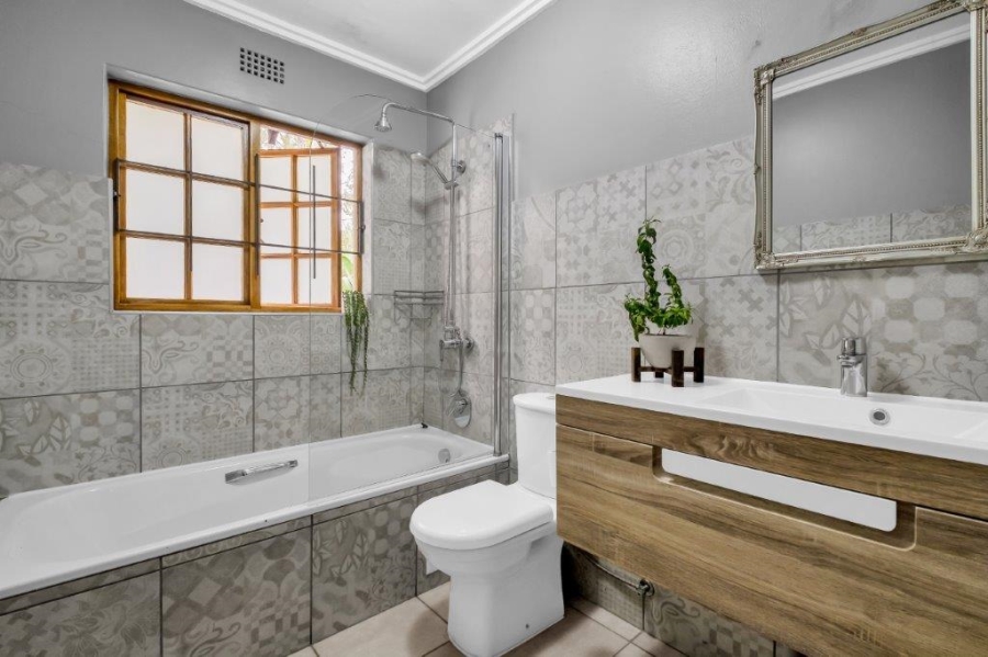 3 Bedroom Property for Sale in Bryanston Gauteng