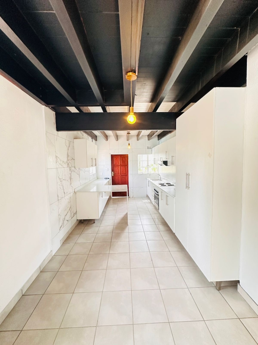 To Let 4 Bedroom Property for Rent in Vorna Valley Gauteng