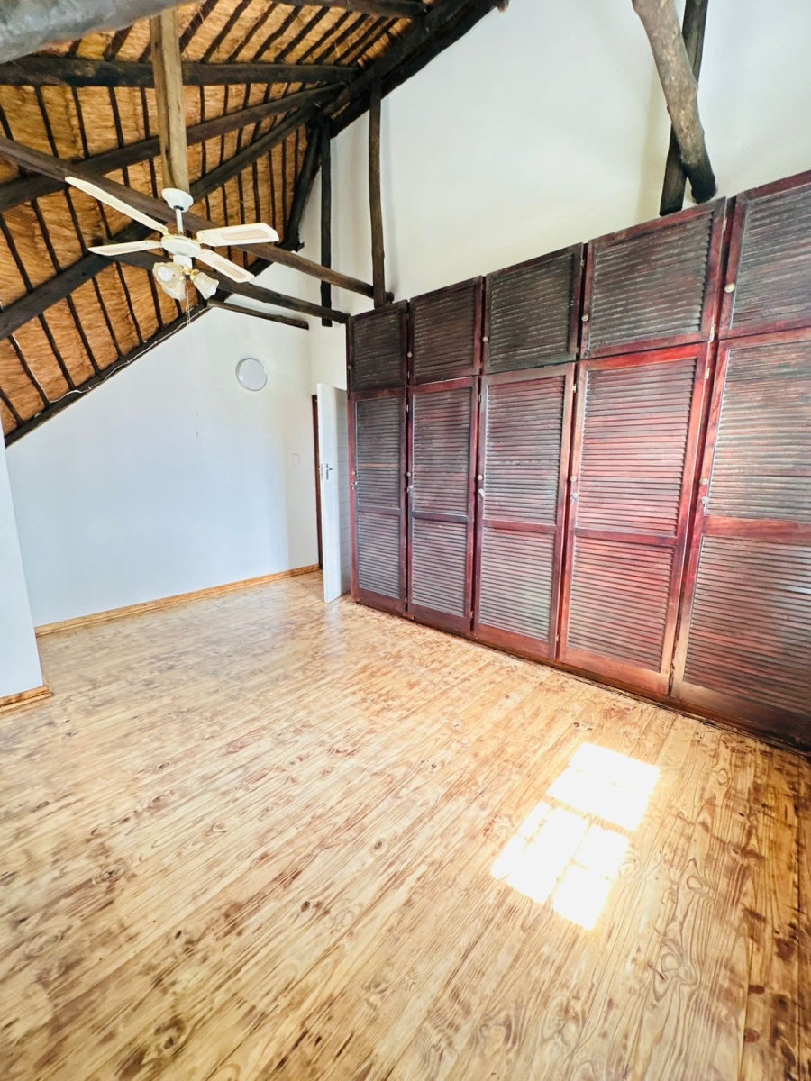 To Let 4 Bedroom Property for Rent in Vorna Valley Gauteng