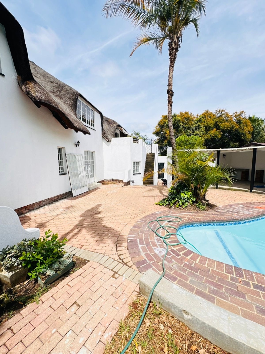 To Let 4 Bedroom Property for Rent in Vorna Valley Gauteng