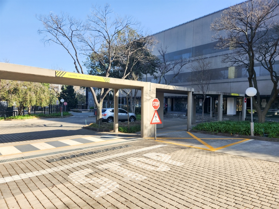 To Let Commercial Property for Rent in Bedfordview Gauteng