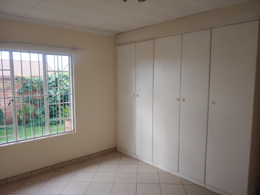 To Let 2 Bedroom Property for Rent in Elardus Park Gauteng