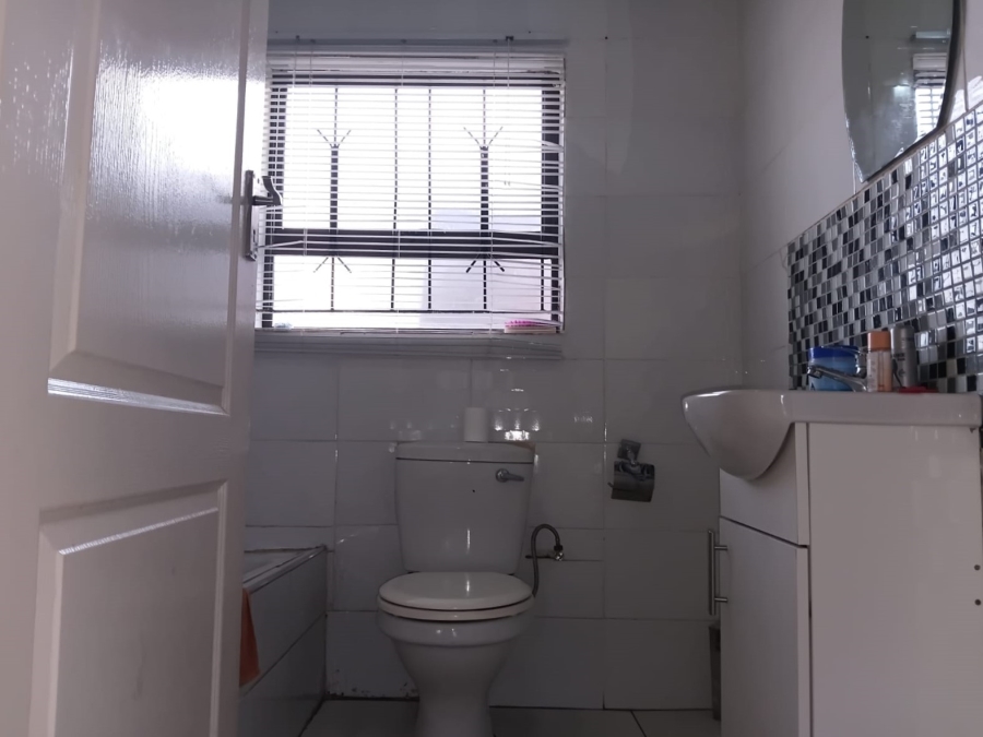 3 Bedroom Property for Sale in Sebokeng Zone 14 Gauteng