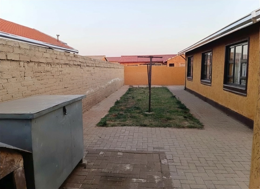 3 Bedroom Property for Sale in Sebokeng Zone 14 Gauteng