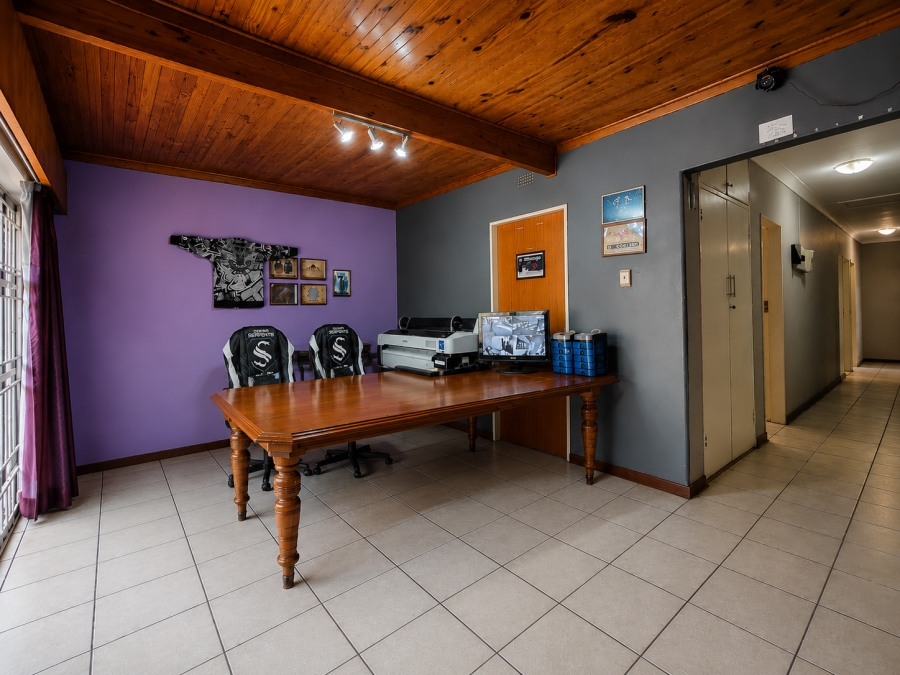 4 Bedroom Property for Sale in Risiville Gauteng