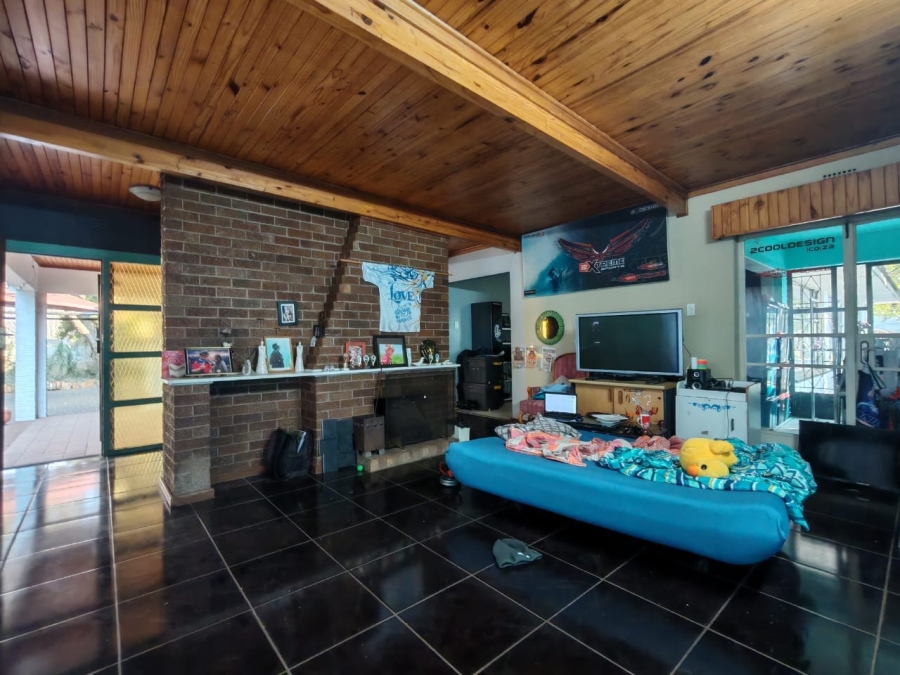 4 Bedroom Property for Sale in Risiville Gauteng