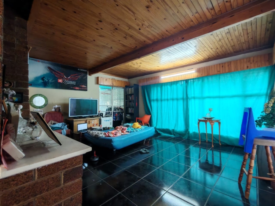 4 Bedroom Property for Sale in Risiville Gauteng