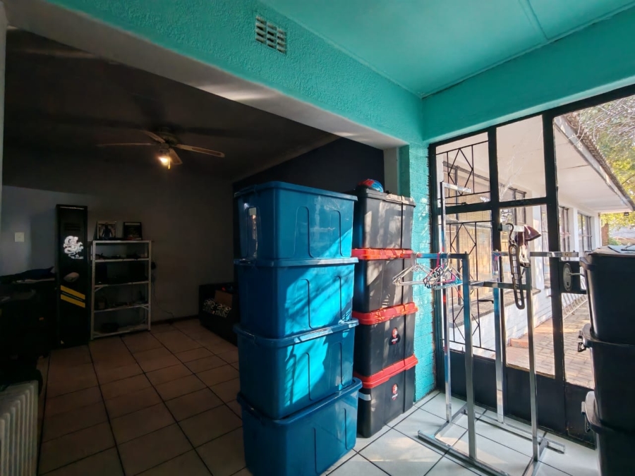 4 Bedroom Property for Sale in Risiville Gauteng