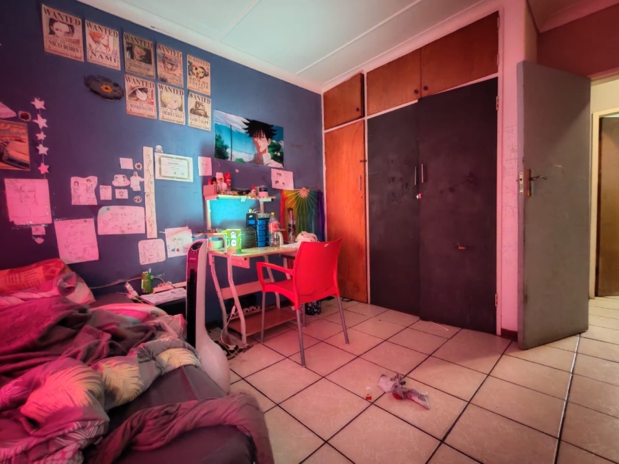 4 Bedroom Property for Sale in Risiville Gauteng