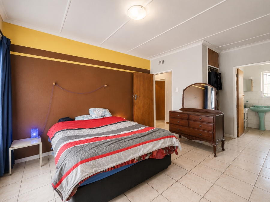 4 Bedroom Property for Sale in Risiville Gauteng