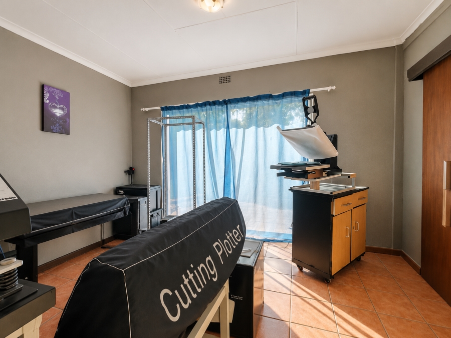 4 Bedroom Property for Sale in Risiville Gauteng
