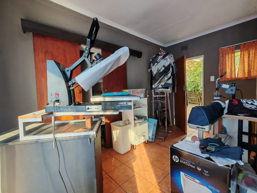 4 Bedroom Property for Sale in Risiville Gauteng