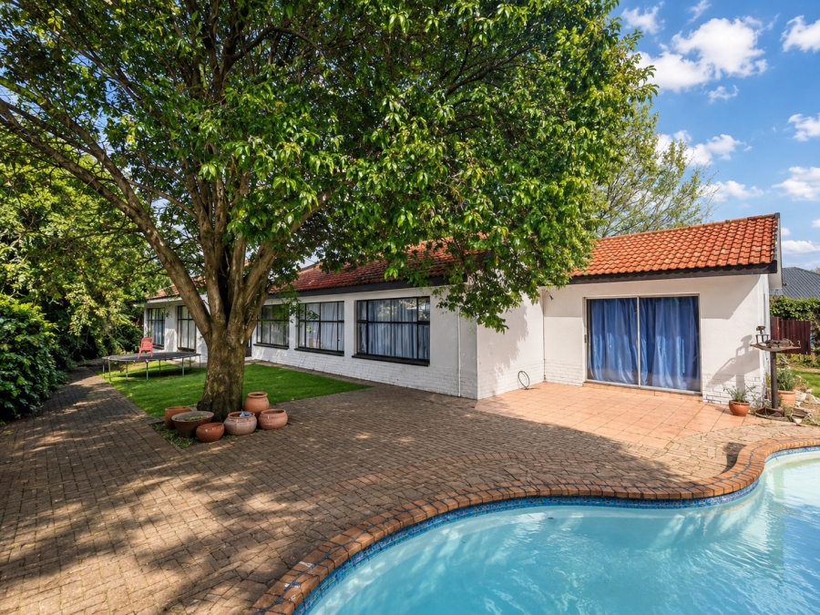 4 Bedroom Property for Sale in Risiville Gauteng