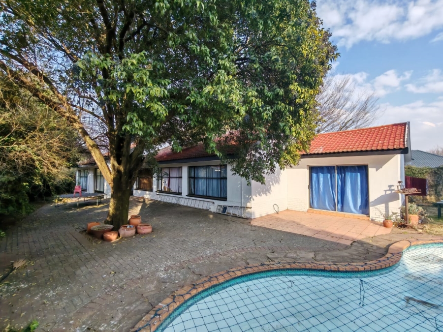 4 Bedroom Property for Sale in Risiville Gauteng