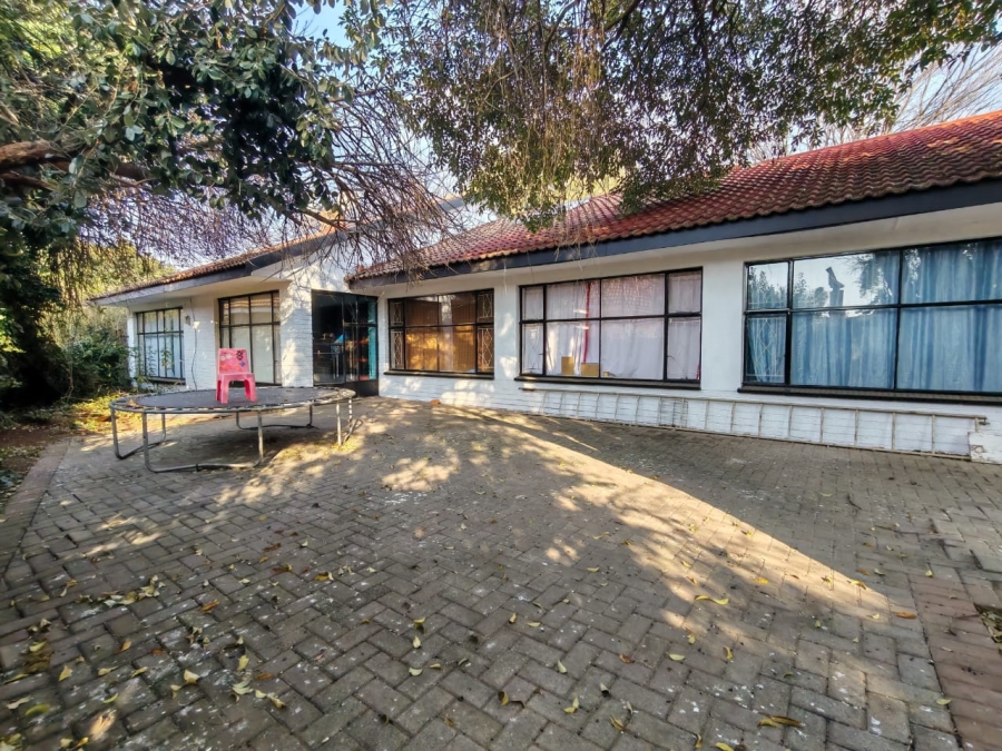 4 Bedroom Property for Sale in Risiville Gauteng