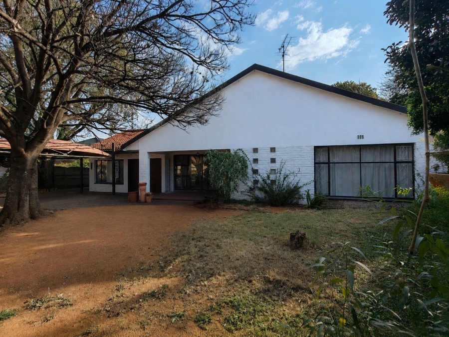 4 Bedroom Property for Sale in Risiville Gauteng