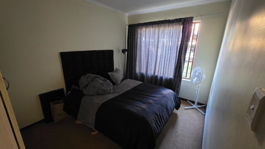 2 Bedroom Property for Sale in Montana Tuine Gauteng