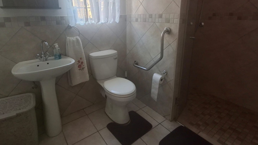 2 Bedroom Property for Sale in Brentwood Park Gauteng