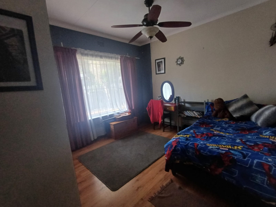 To Let 3 Bedroom Property for Rent in Linden Gauteng