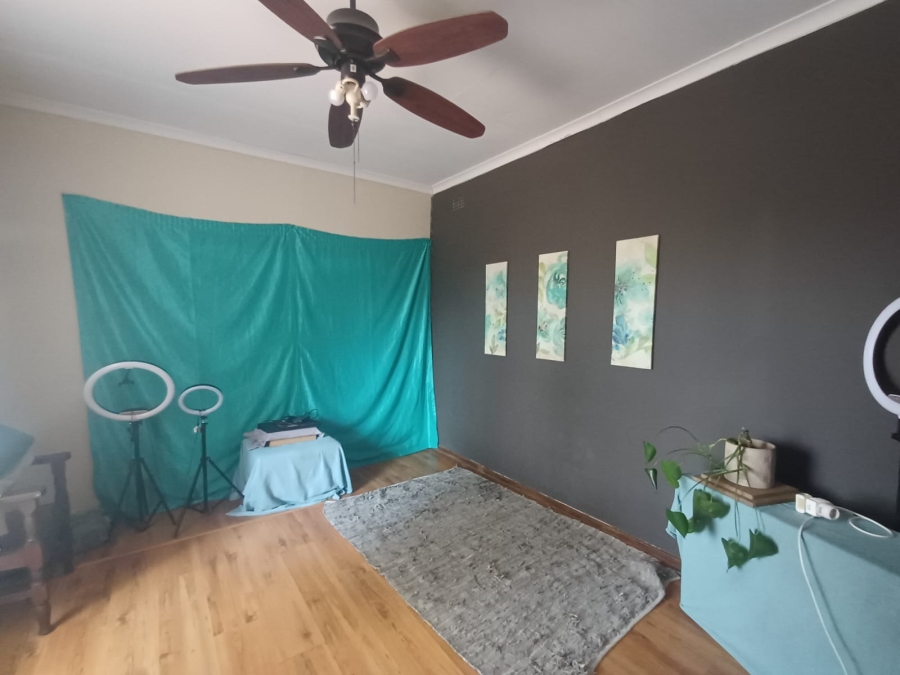 To Let 3 Bedroom Property for Rent in Linden Gauteng