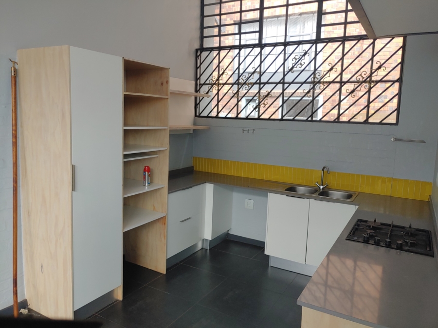 To Let 1 Bedroom Property for Rent in Braamfontein Gauteng