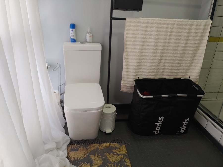 To Let 1 Bedroom Property for Rent in Braamfontein Gauteng