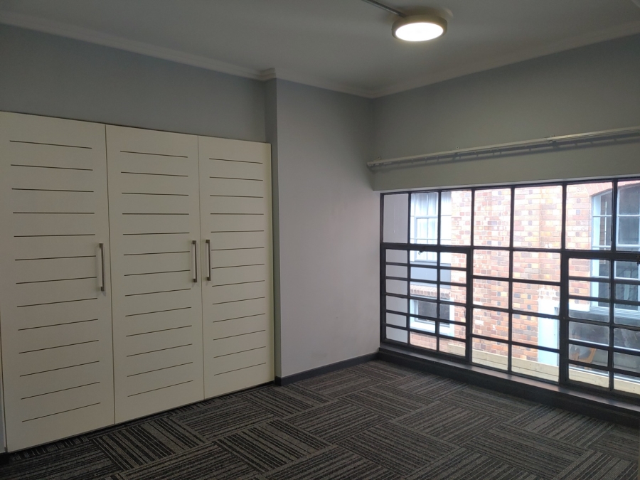 To Let 1 Bedroom Property for Rent in Braamfontein Gauteng