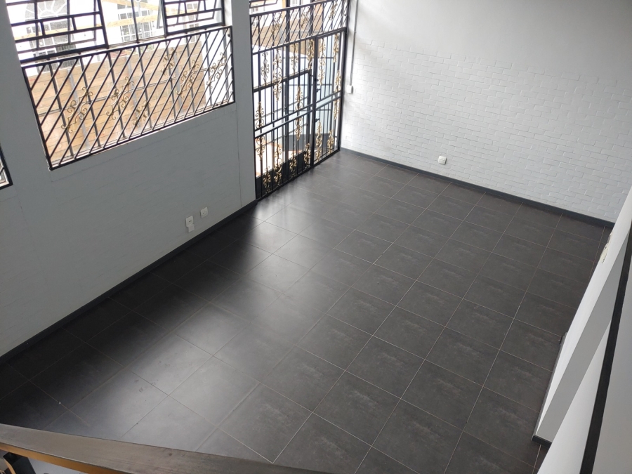 To Let 1 Bedroom Property for Rent in Braamfontein Gauteng