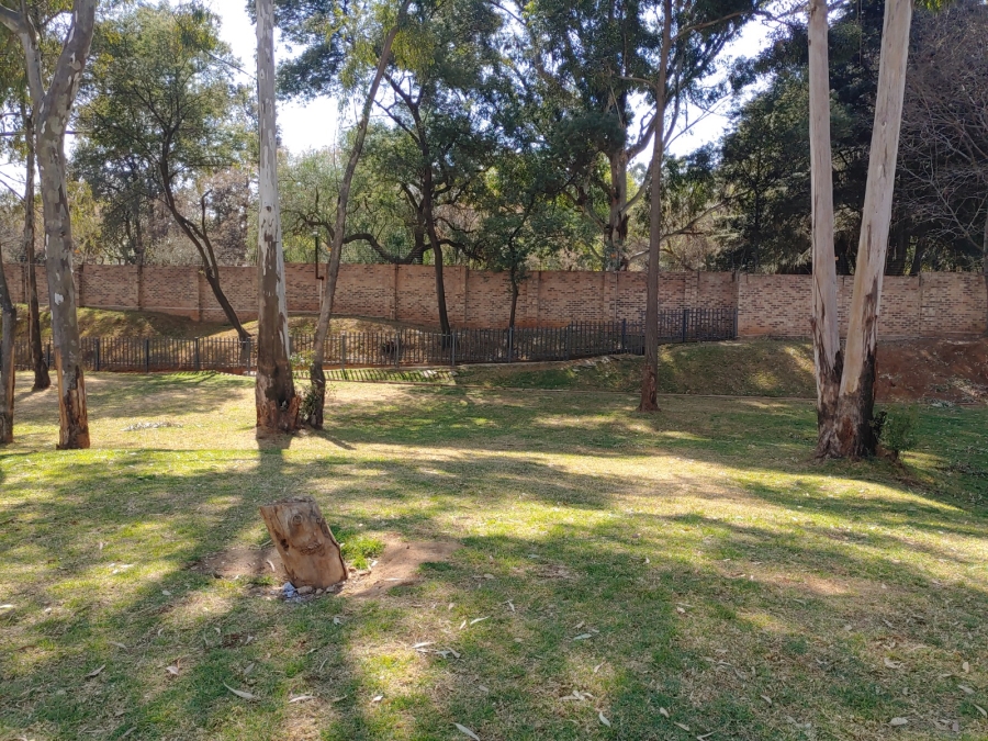 To Let 1 Bedroom Property for Rent in Braamfontein Gauteng